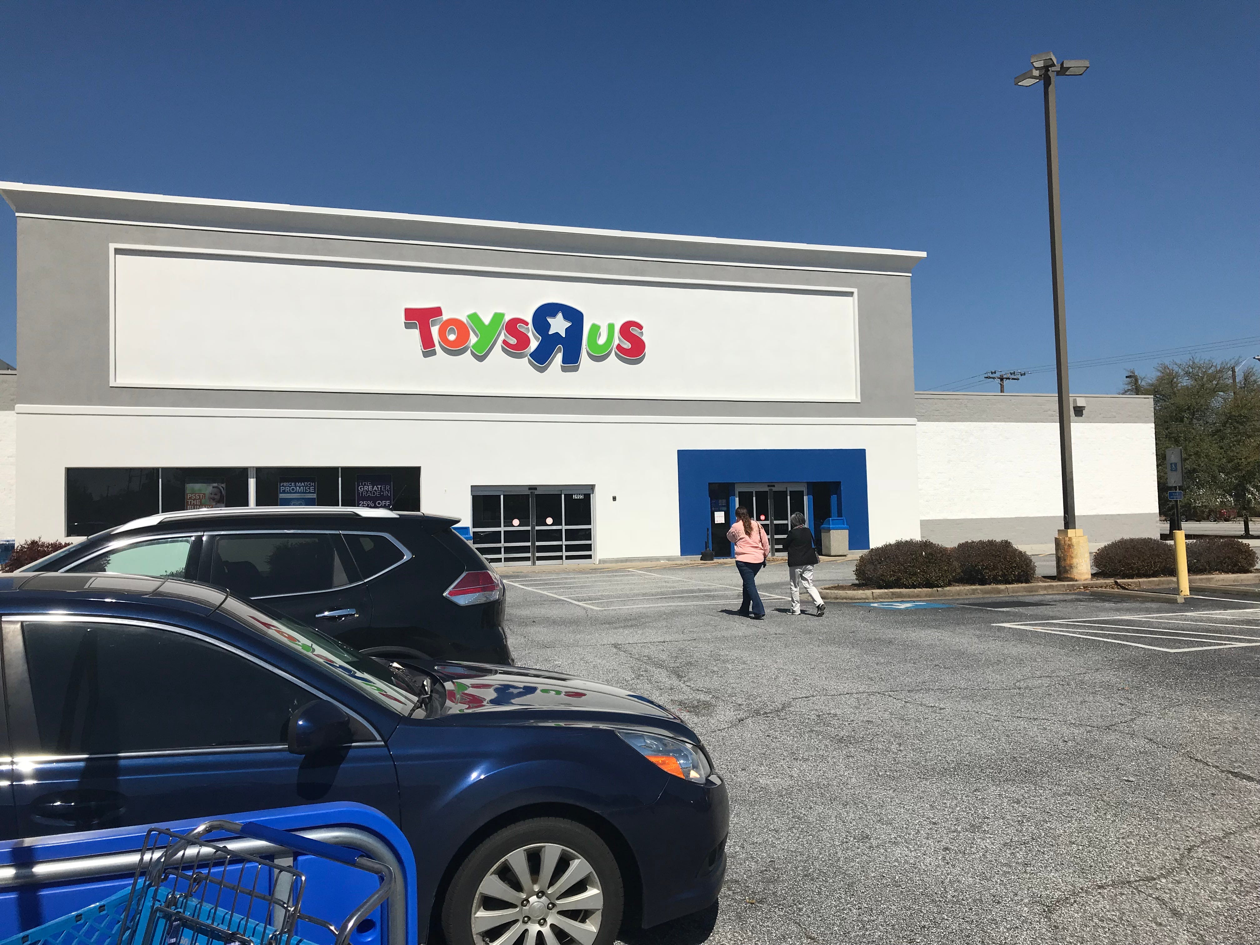 toys r us nostalgia